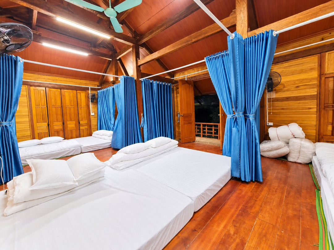 Ha Chau Homestay