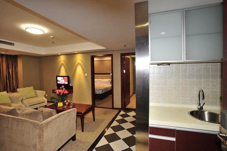 杭州爱丁堡假日酒店（南星桥地铁站店）主图