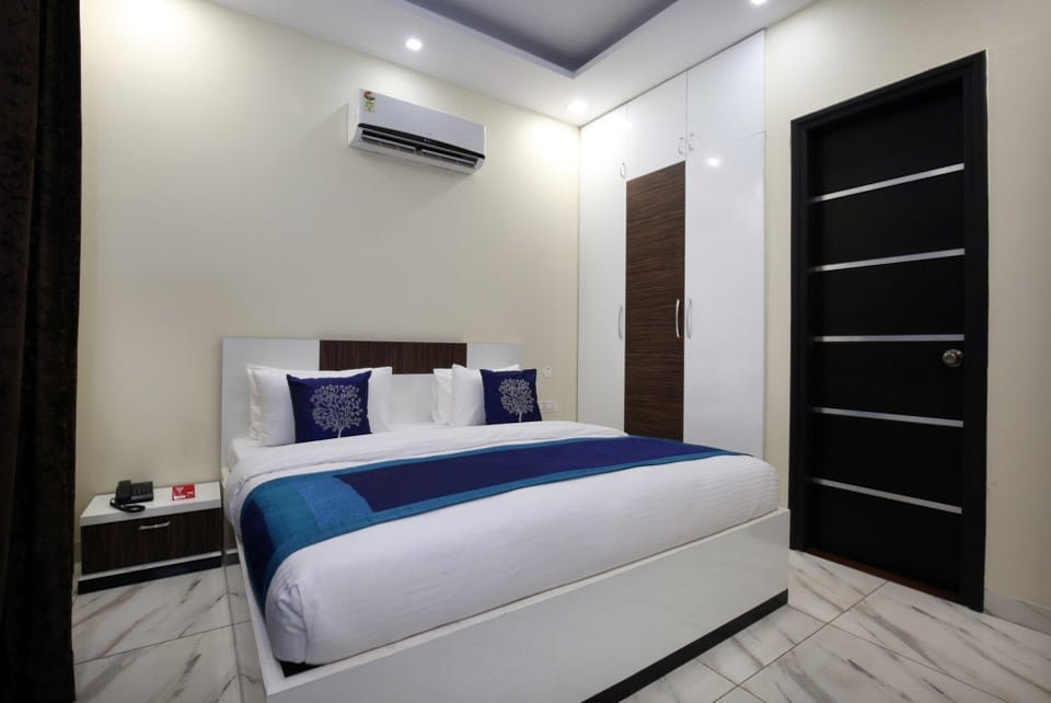 OYO 9940 Shashank Villa