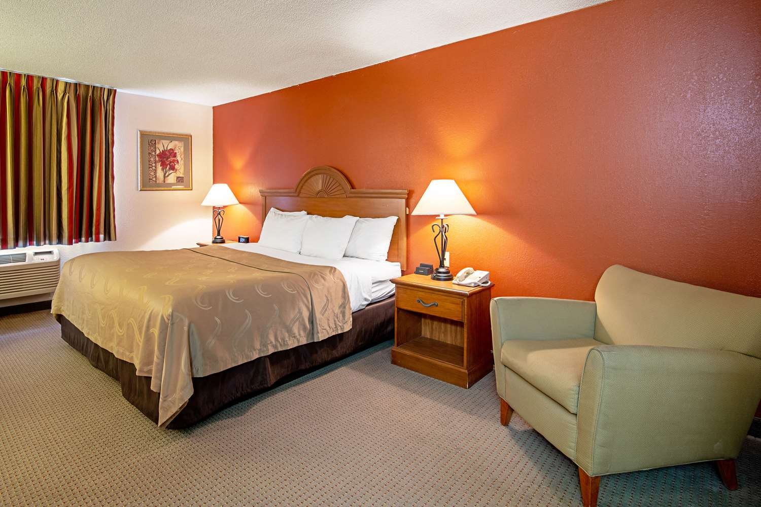 Quality Inn Aberdeen-官方