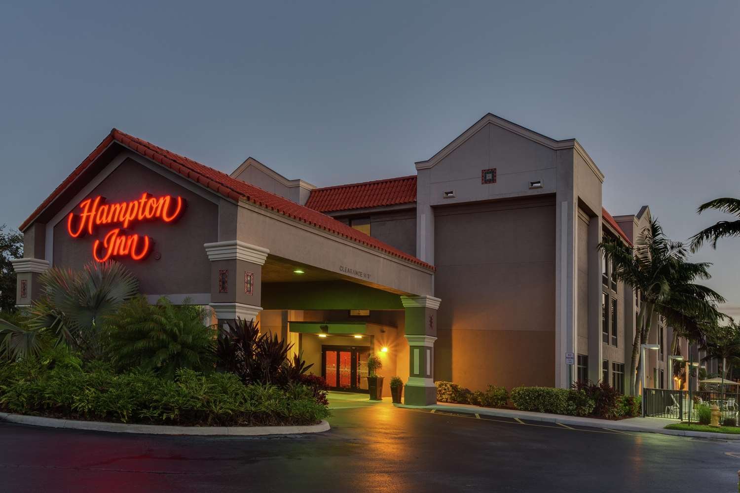 Hampton Inn Ft. Lauderdale-Commercial Blvd.-官方