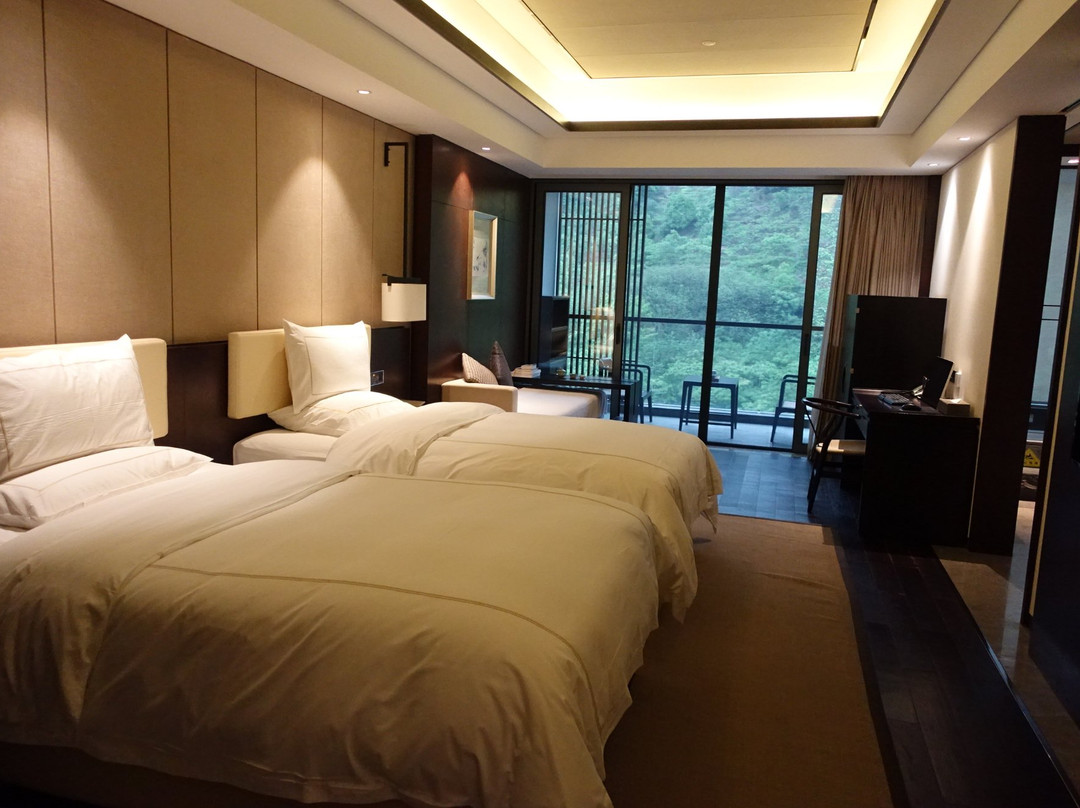 峨眉山市酒店住宿-红珠山宾馆