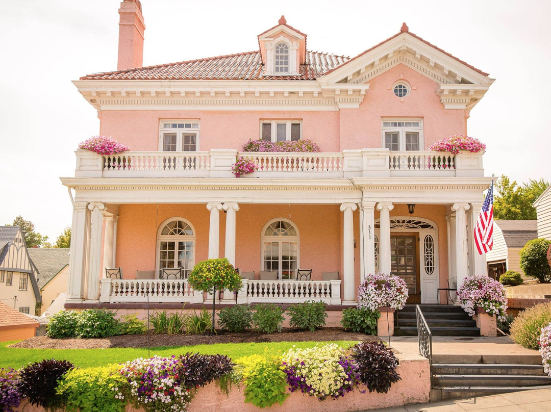 Pendleton House Historic Inn主图