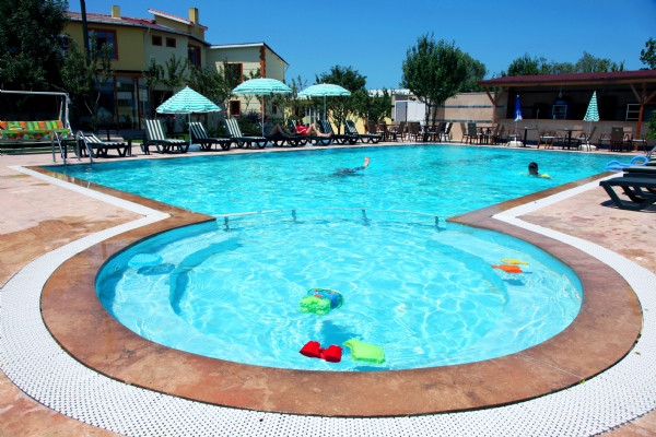 Heyamola Resort