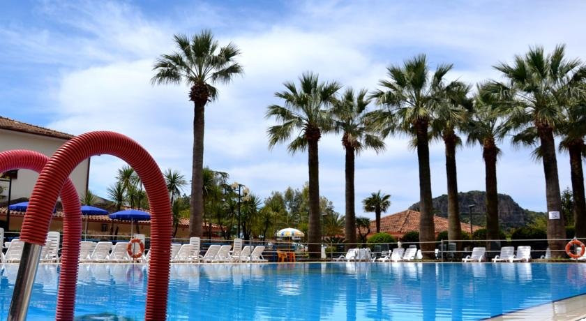 Praia A Mare酒店住宿-Villaggio Turistico La Mantinera Hotel
