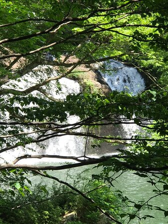 Mitsudaki Falls景点图片