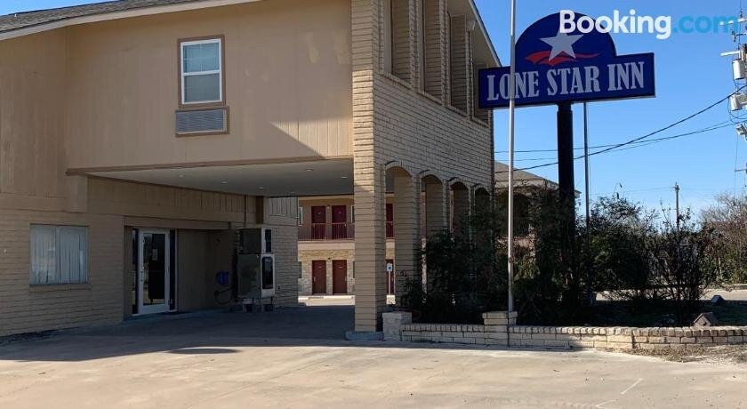 Lone Star Inn