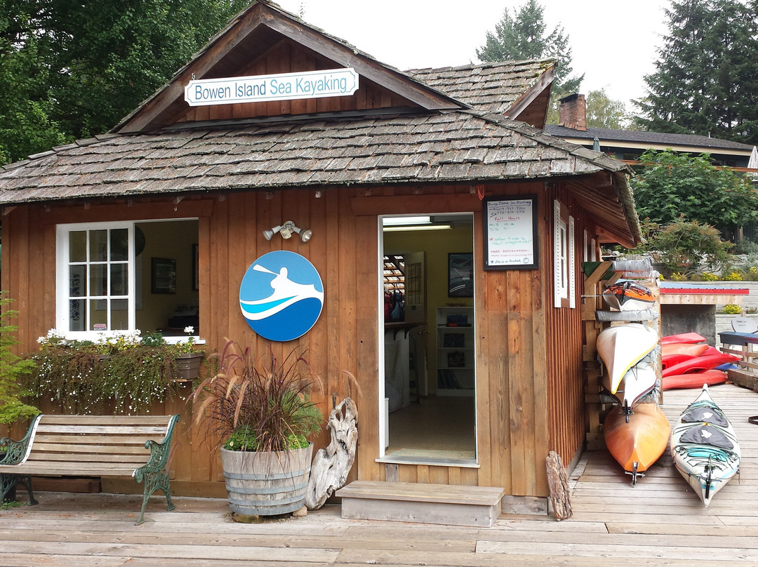 Bowen Island Sea Kayaking景点图片
