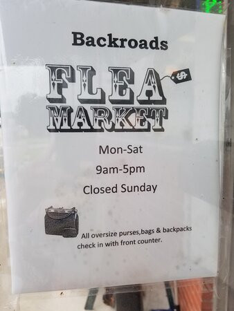 Backroads Flea Market-Greenfield必去景点