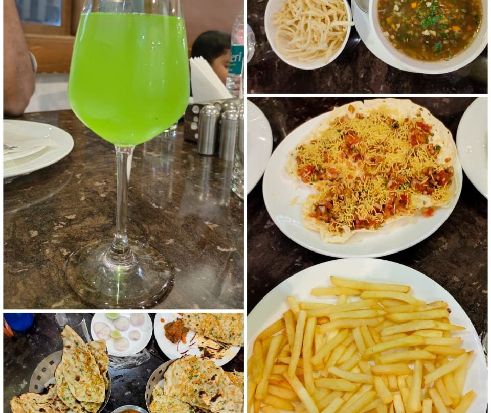 Keshav Clarks Inn主图