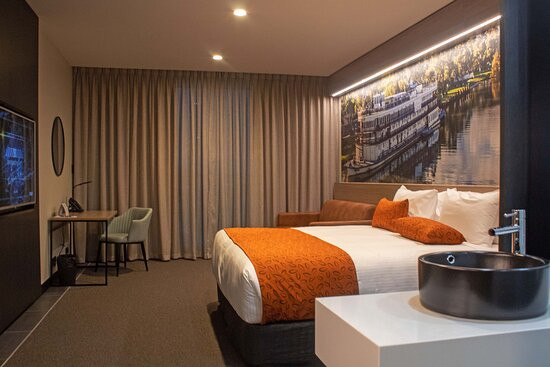 Bridgeport Hotel主图