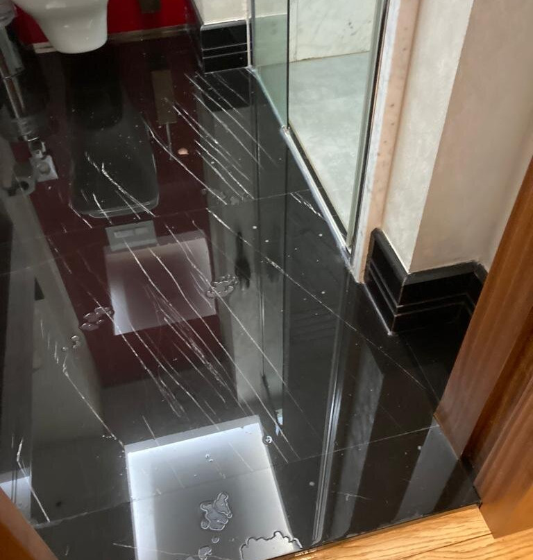 Warwick Ankara主图