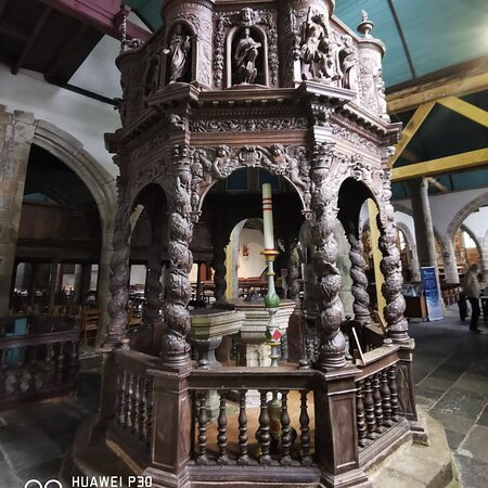 Enclos Paroissial de Guimiliau景点图片