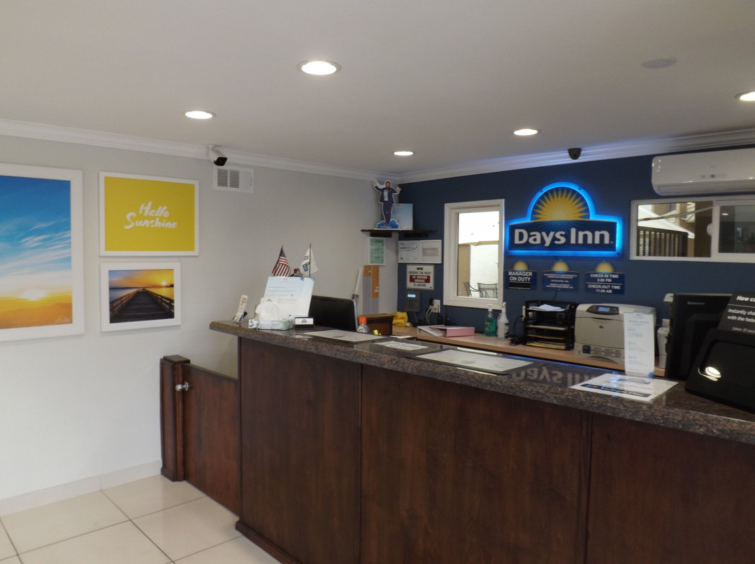 圣地亚哥SDSU戴斯套房酒店