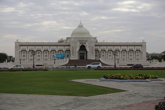 Quran Roundabout-沙迦必去景点