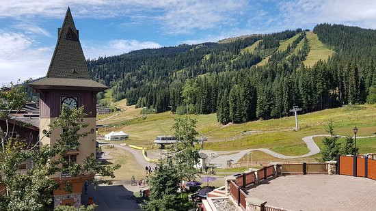 太阳峰会议中心大酒店主图