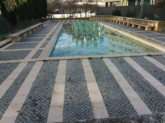 69 Homens de Bessines-里斯本必去景点