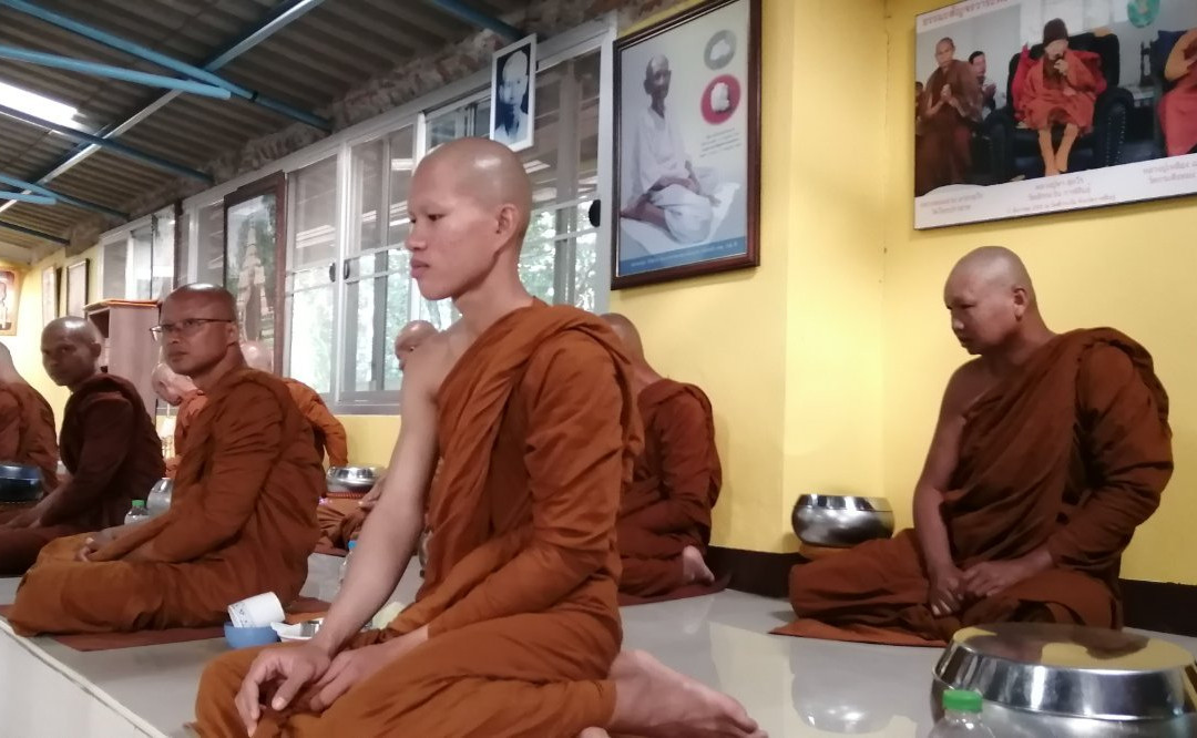 Wat Khok Prasat-横他能必去景点