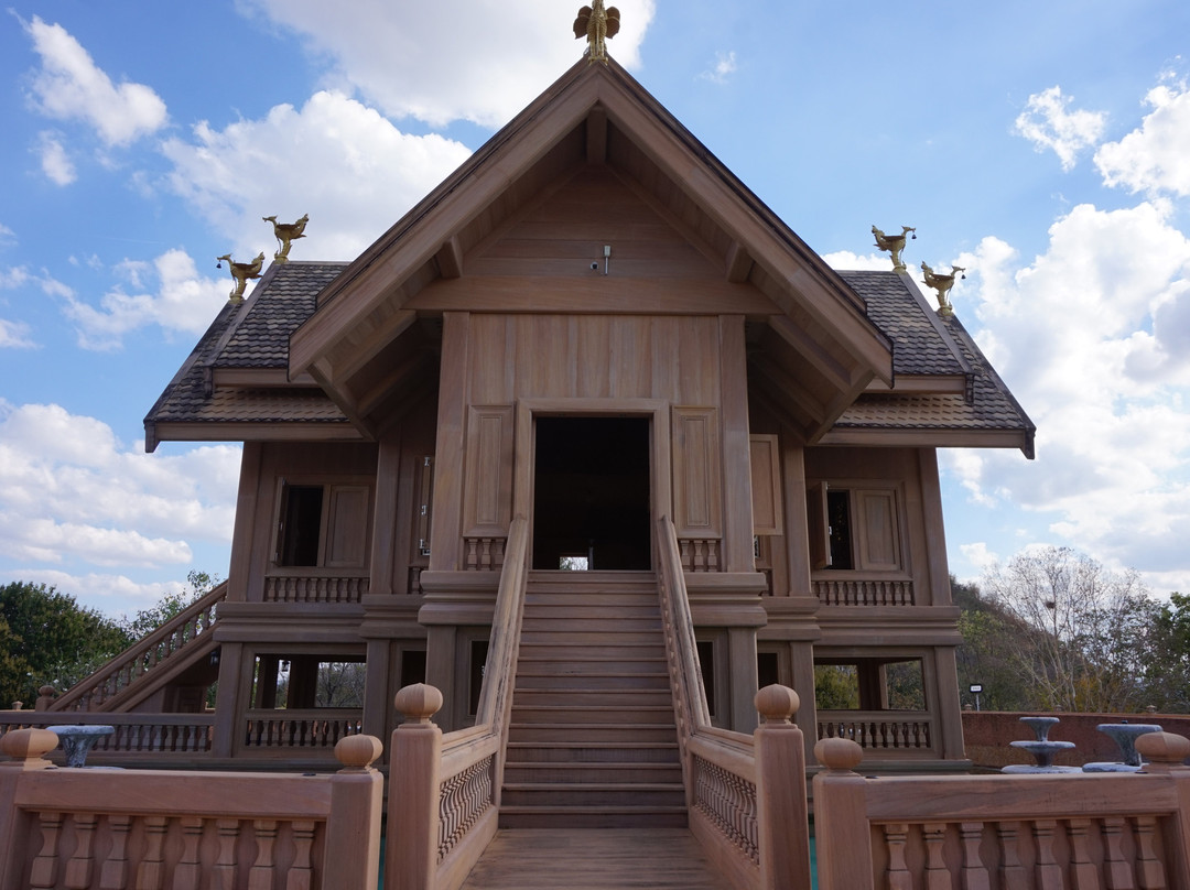 Wat Khao Wan Chainawarat景点图片