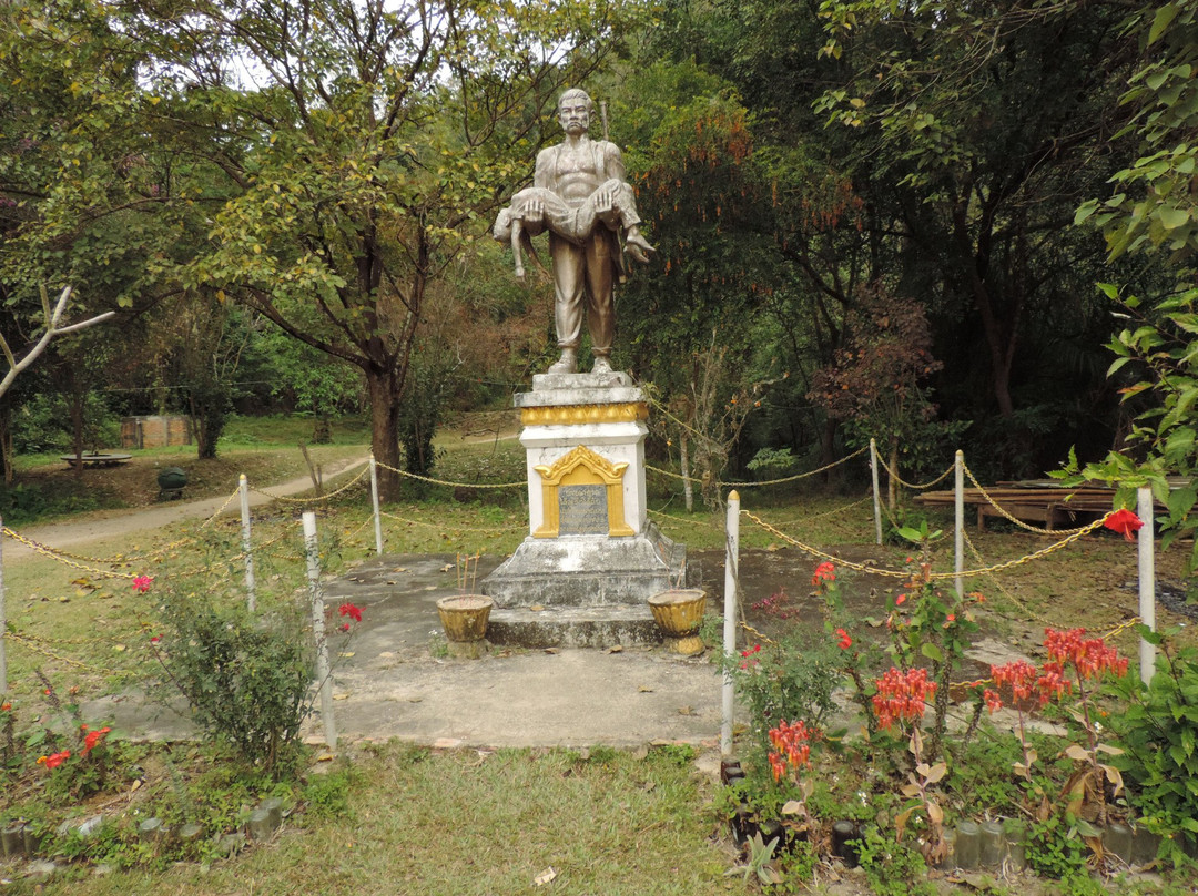 Tham Piu Cave-Xieng Khouang必去景点