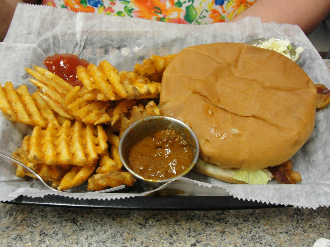 Green Mountain餐馆和美食-Bonnie & Clydes