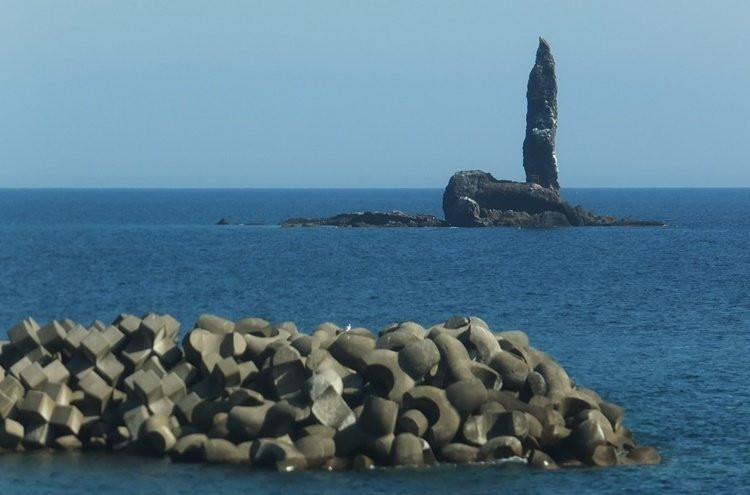 Candle Rock