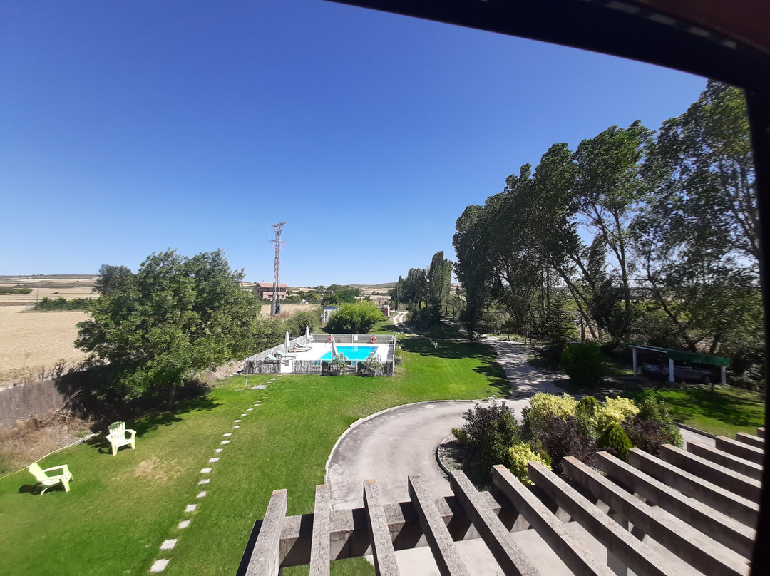 Hotel Santa Coloma del Camino主图