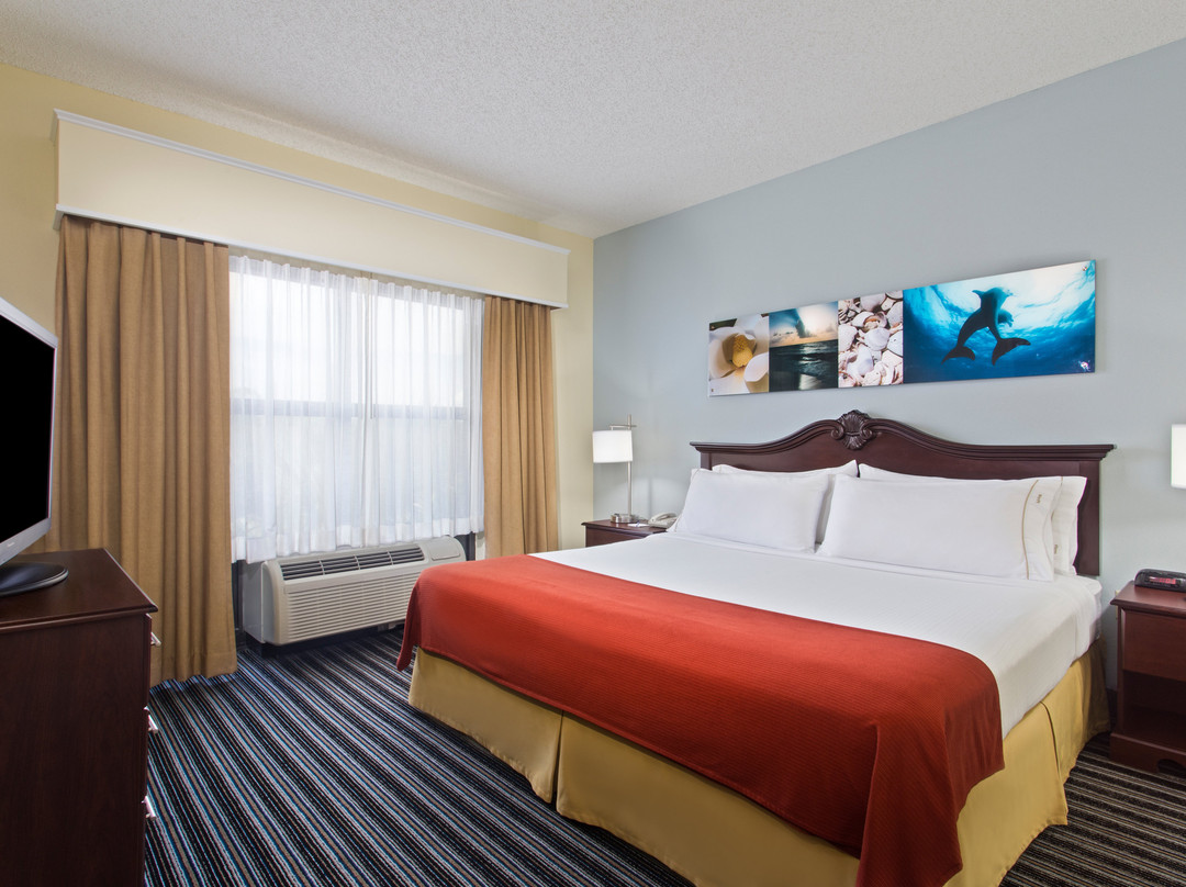 Holiday Inn Express & Suites Clearwater North/Dunedin By IHG主图