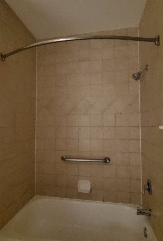 Granbury 拉昆塔旅馆及套房酒店主图