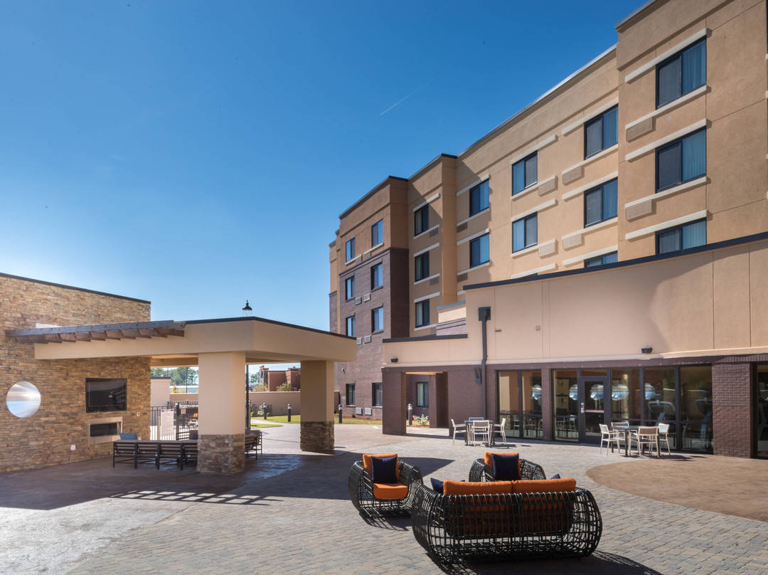 Courtyard by Marriott Jacksonville主图