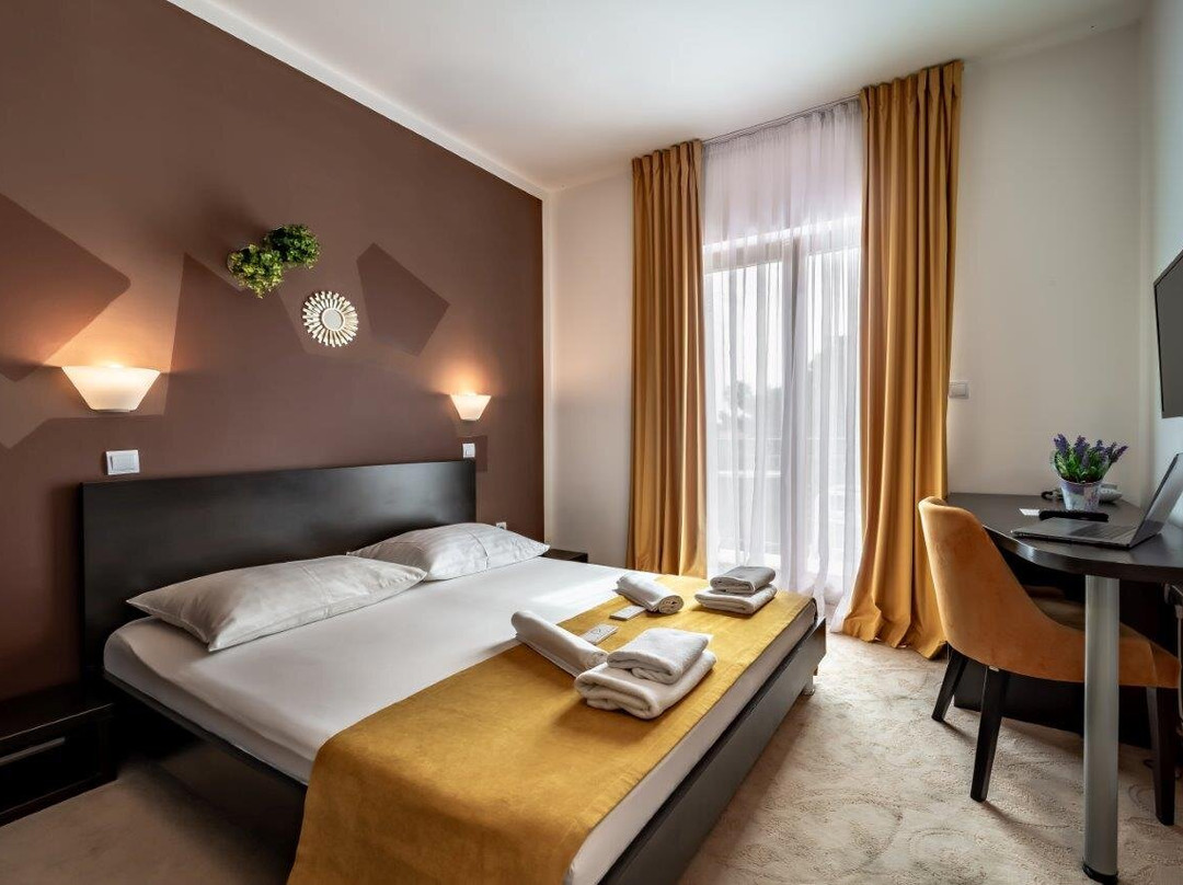 Hotel Nikola主图