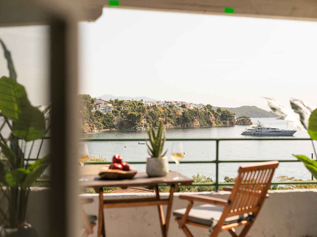 Tomato Beach Hotel主图