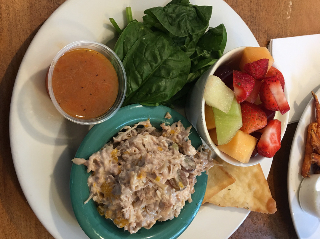 Julie's Park Cafe & Motel主图