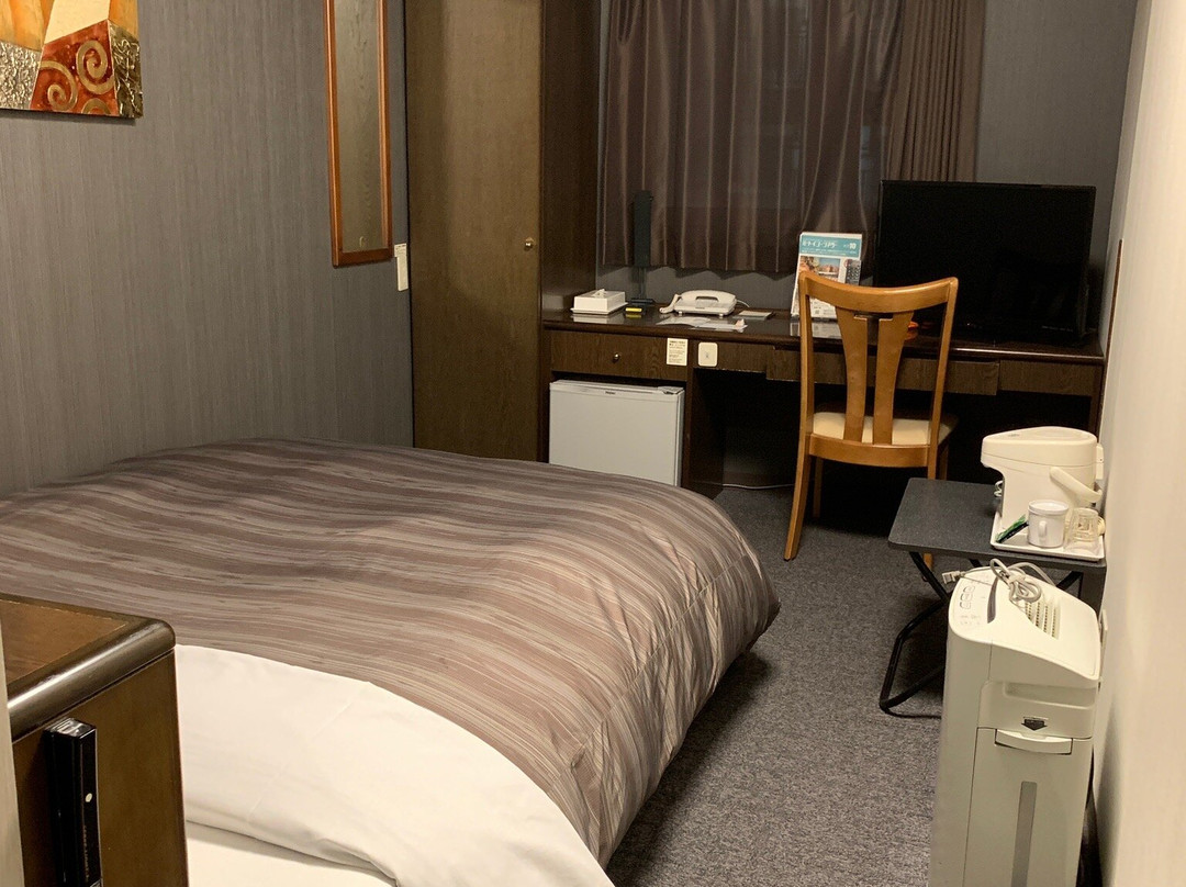 路线上尾宾馆主图