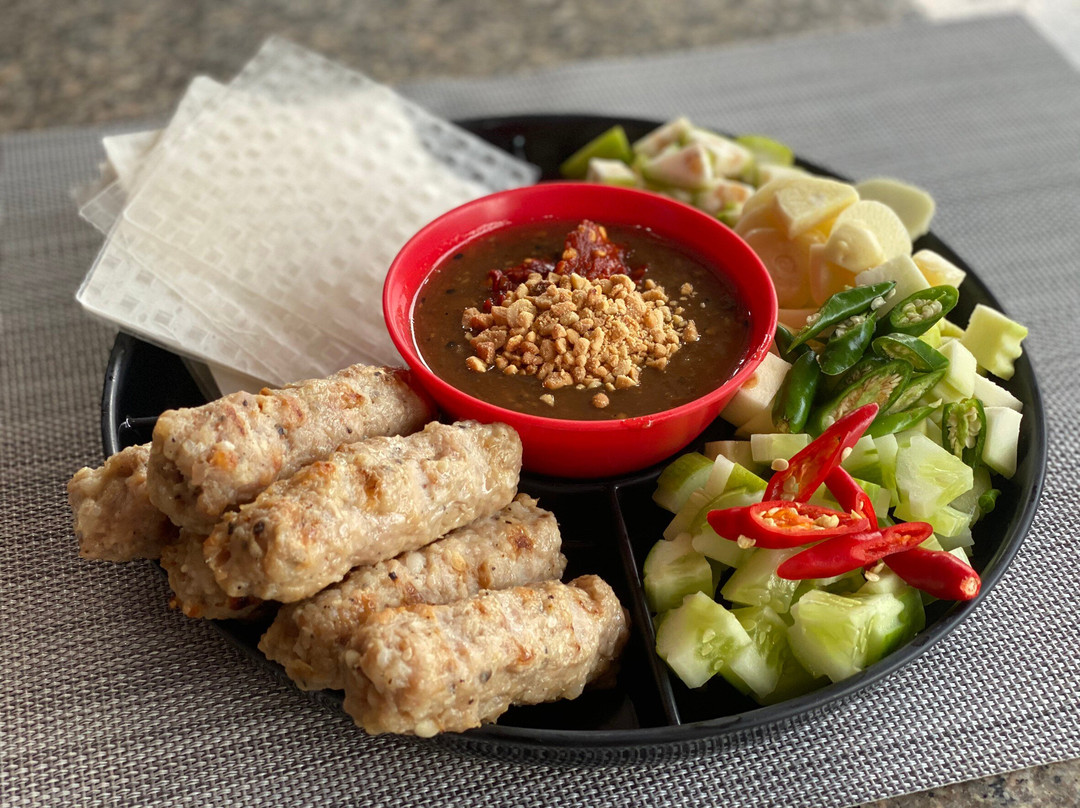 Khu Khot餐馆和美食-Nid NamNueng