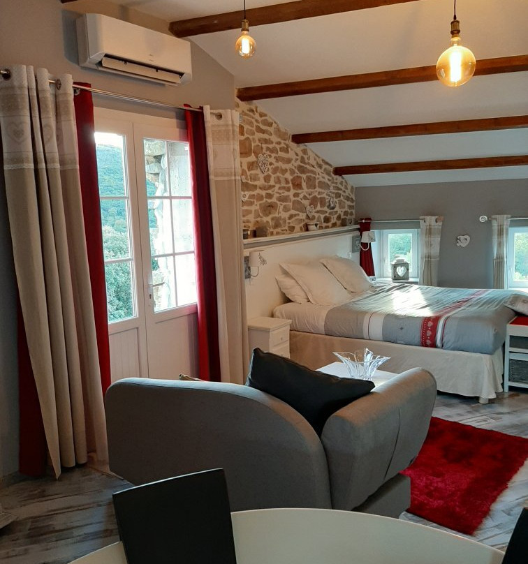 Chambres d'hotes du Serre d'Avene主图