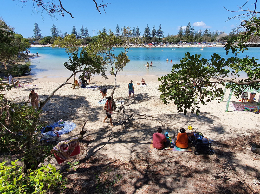 Echo Beach-伯利角必去景点