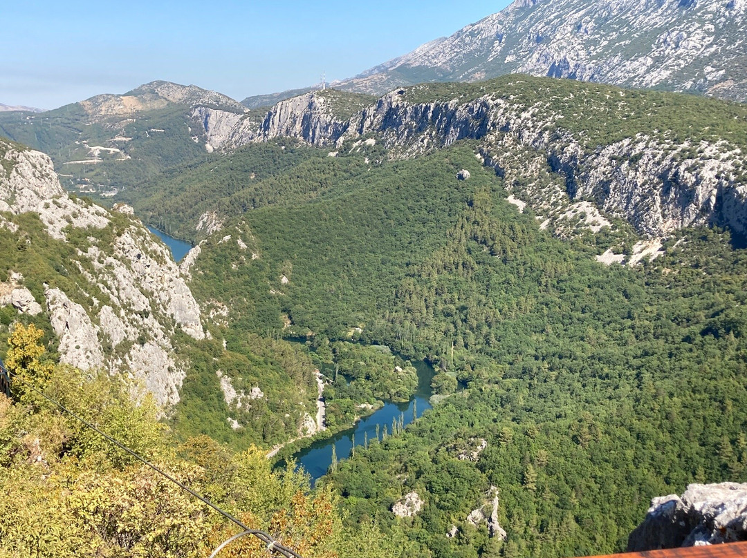 Zipline-奥米斯必去景点