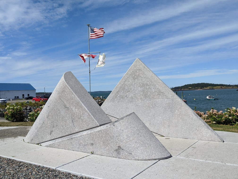 Lost Fishermen's Memorial景点图片