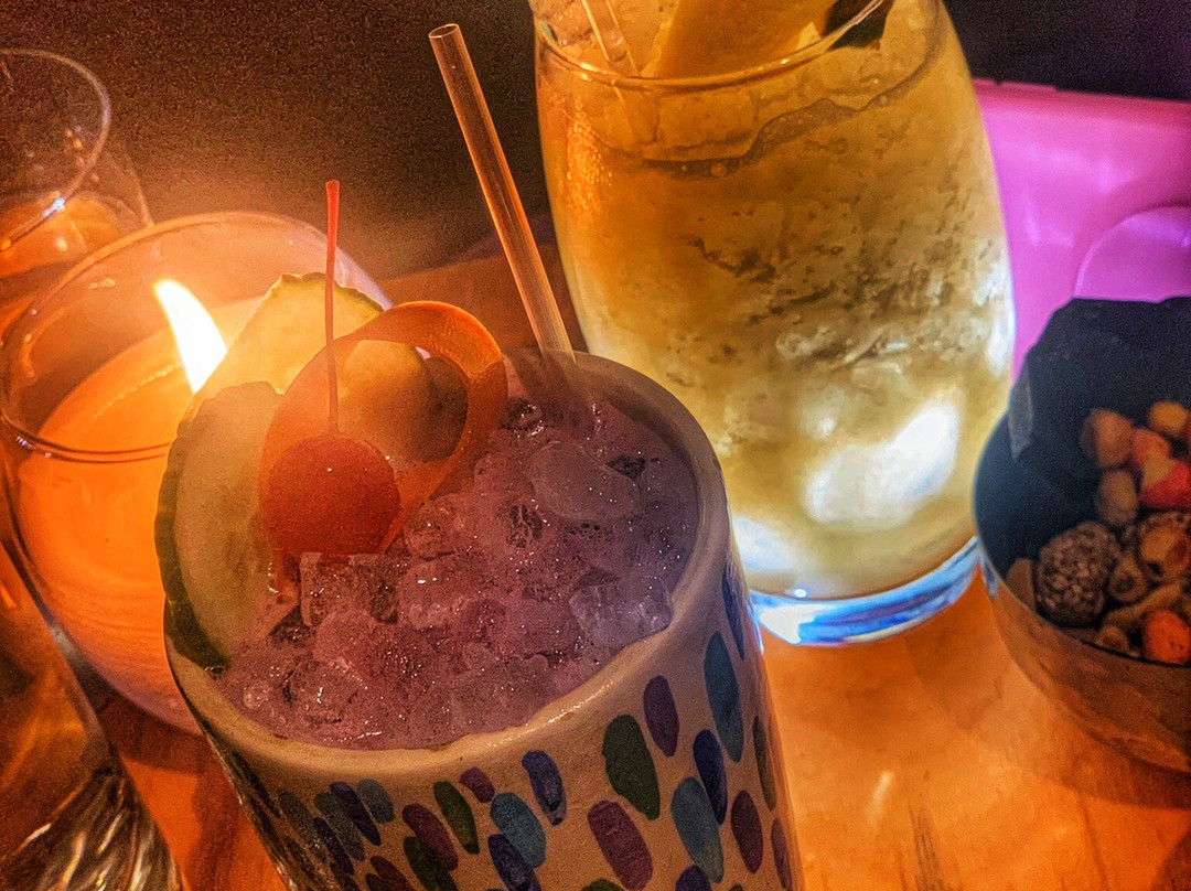 Peacock Tail Bar-干尼亚必去景点