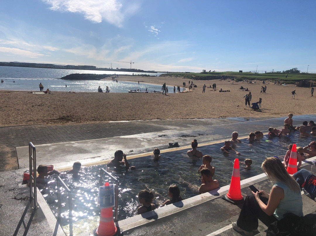 Nautholsvik Geothermal Beach-雷克雅未克必去景点