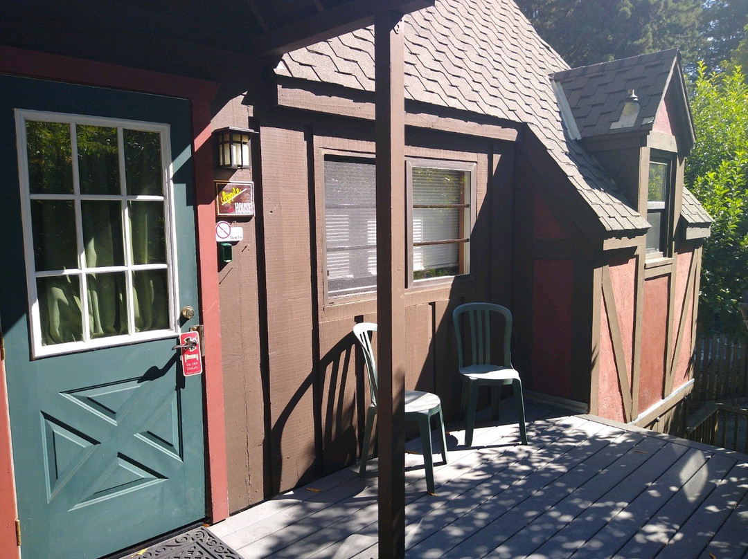 Creekside Inn & Resort主图