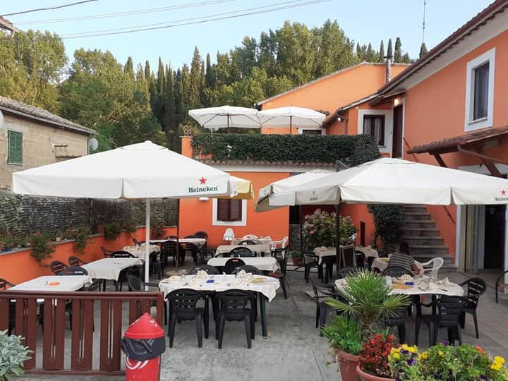 Gallese餐馆和美食-Trattoria Pizzeria Bar Del Barcarolo