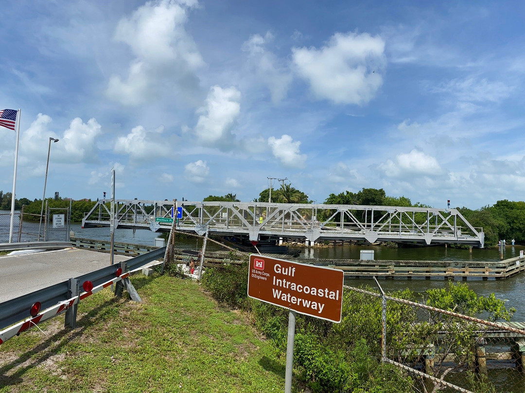 Blackburn Point Park景点图片