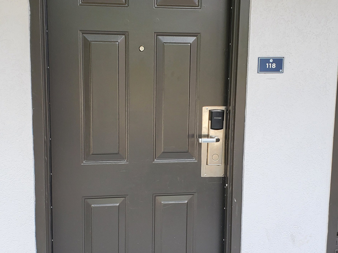 SureStay By Best Western Lenoir City主图