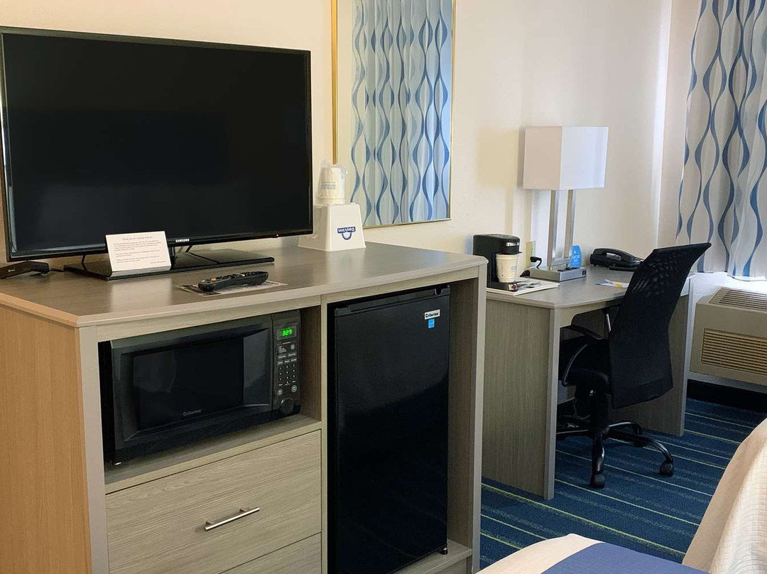 Days Inn by Wyndham Hinckley主图