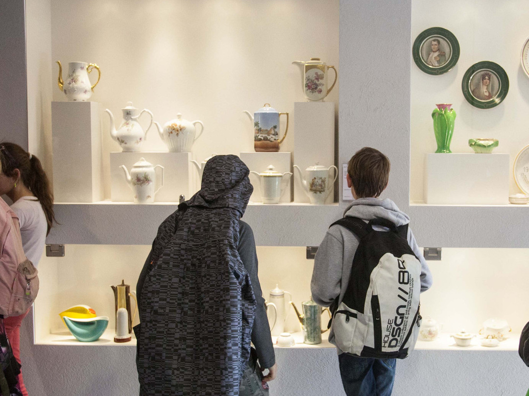 Living Museum of Porcelain in Cmielow景点图片
