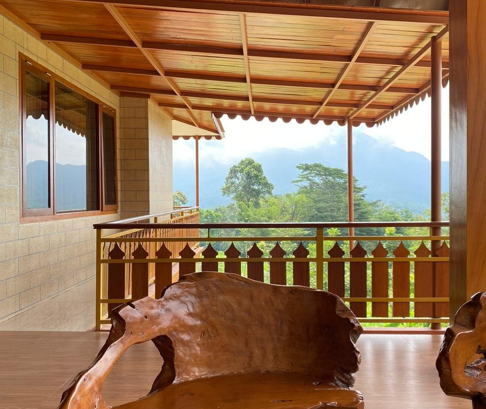 Puncak Ayanna Trawas Hotel & Resort主图