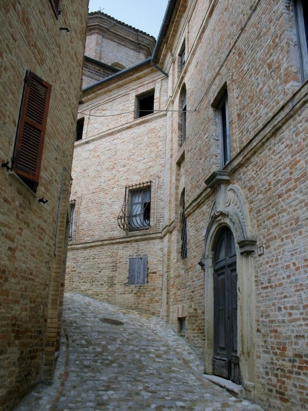 Palazzo Paradisi景点图片