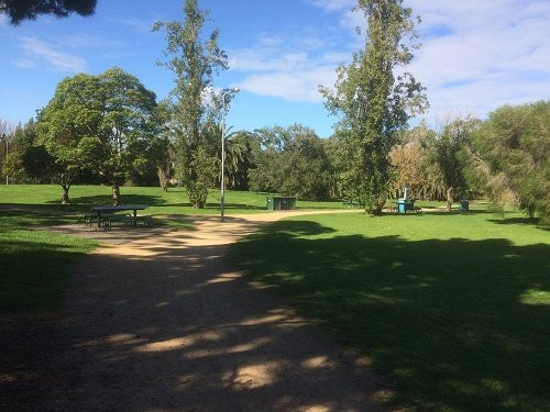 Basterfield Park-Hampton必去景点